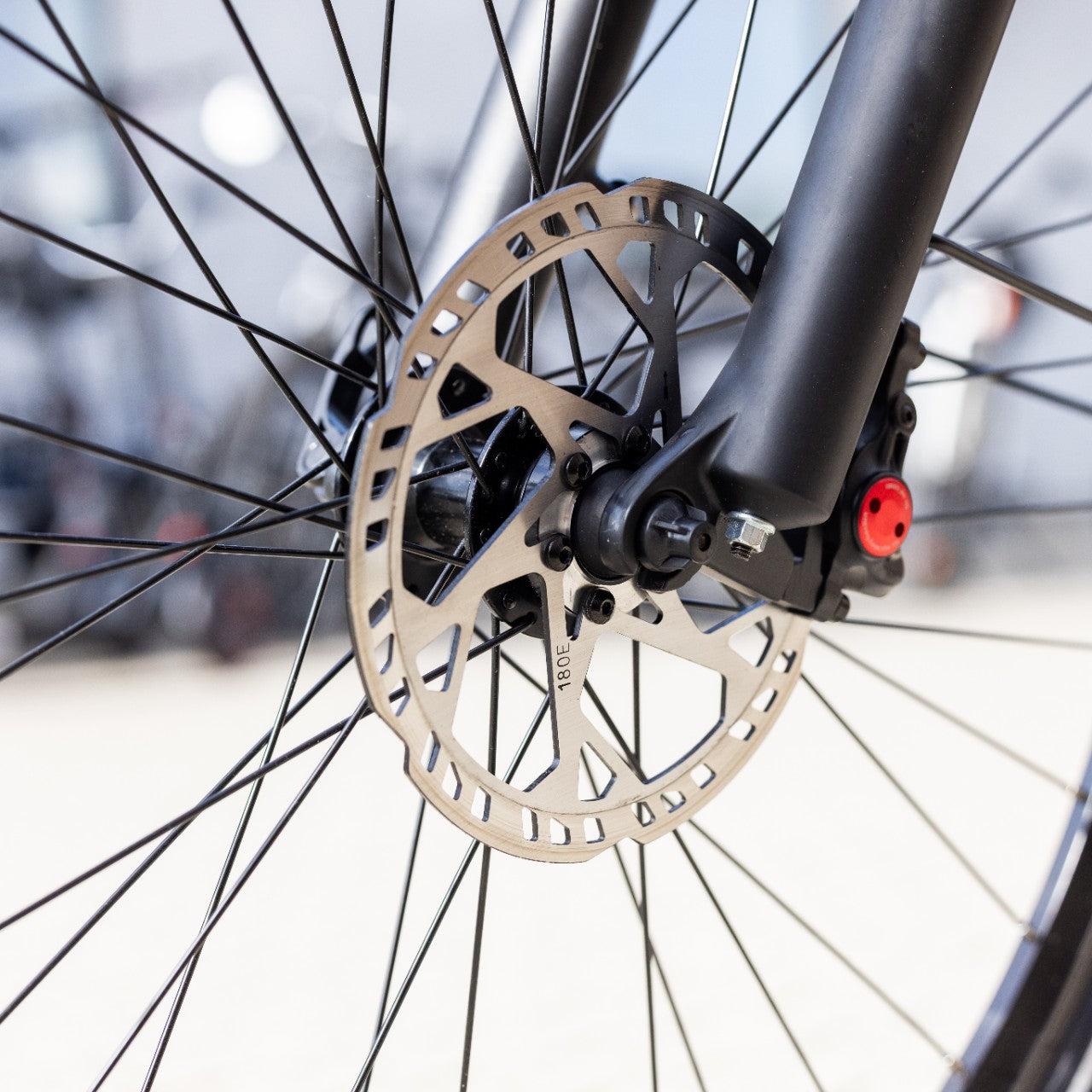 OT05 Pro Elcykel (25 km/t)