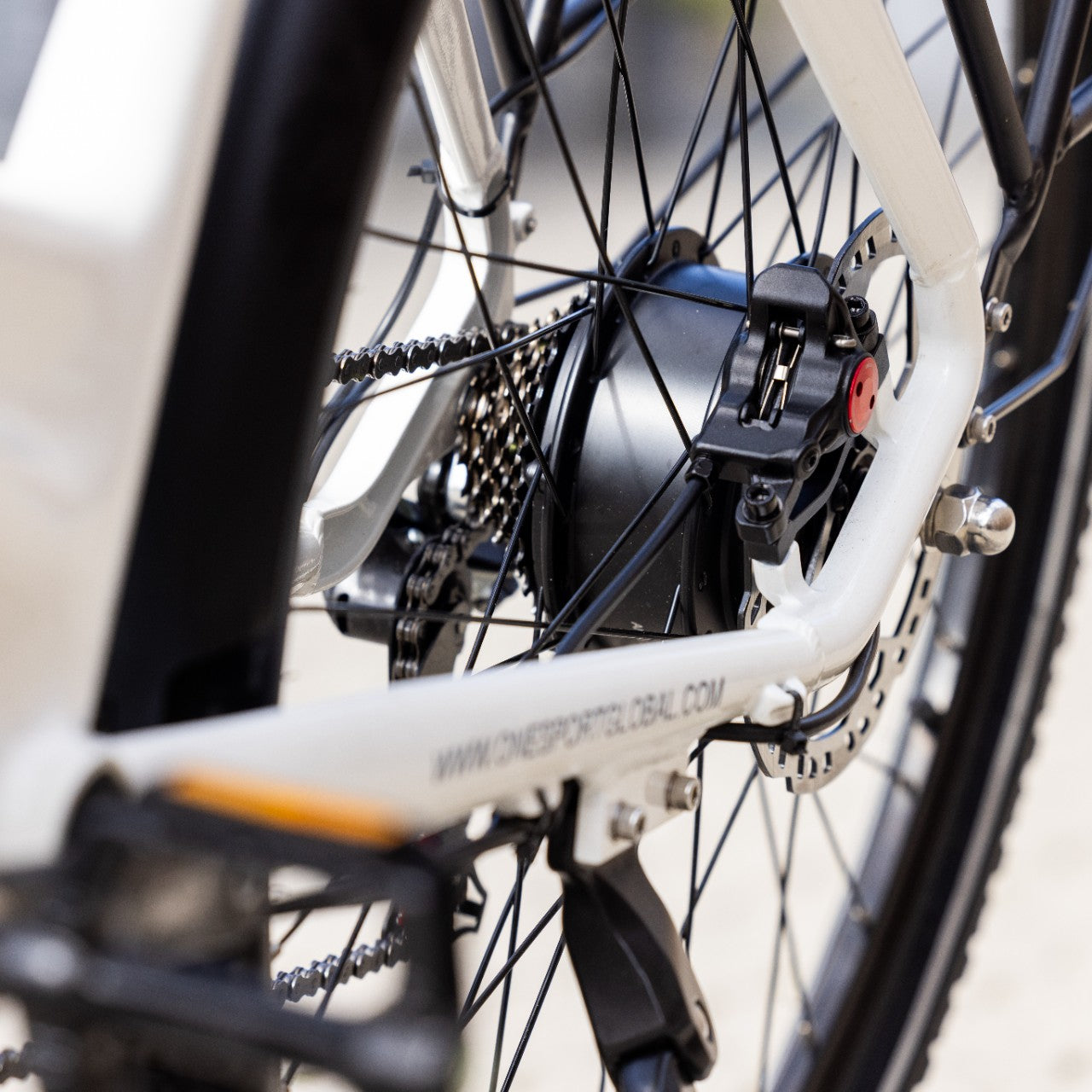 OT05 Pro Elcykel (25 km/t)
